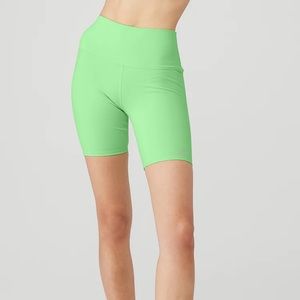 alo yoga 7" High-Waist Biker Short- like new, worn once